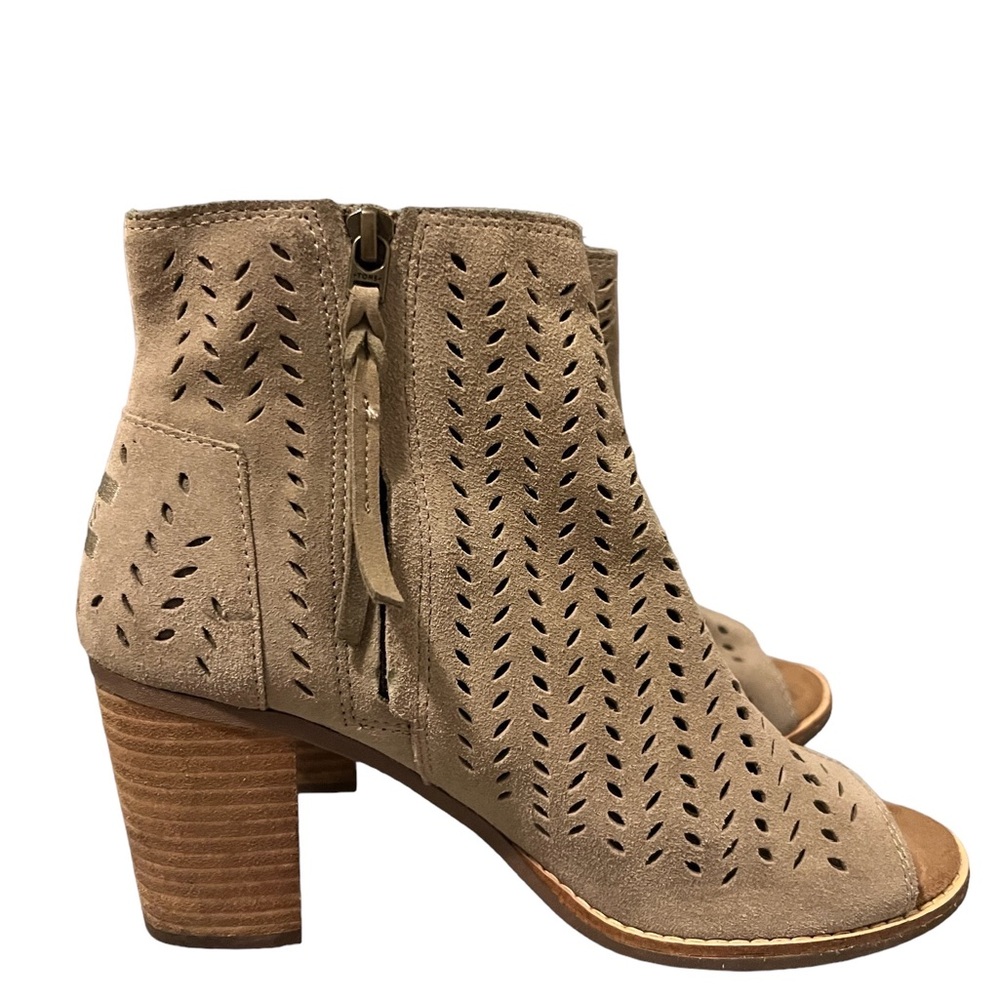 Tom's Majorca suede perforated peep toe bootie Size: 8.5